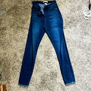 Jeans never worn, stretch no holes.